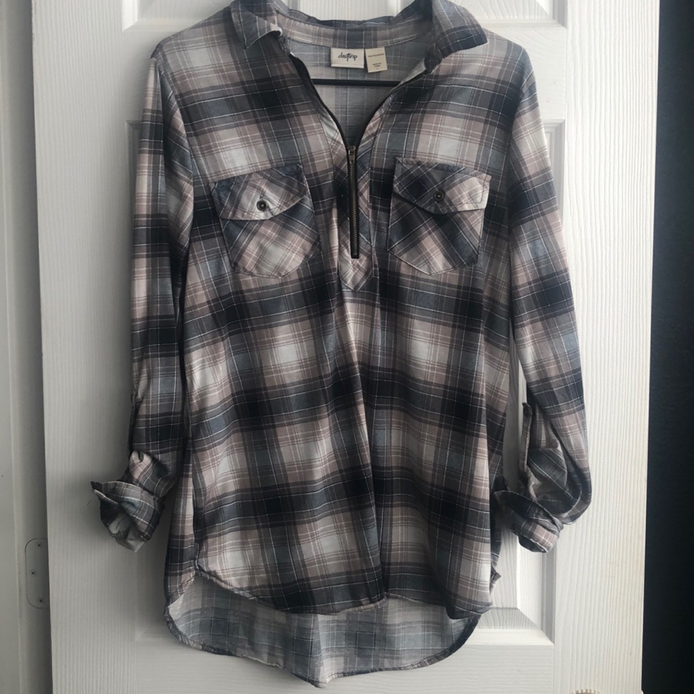Daytrip plaid tunic top
